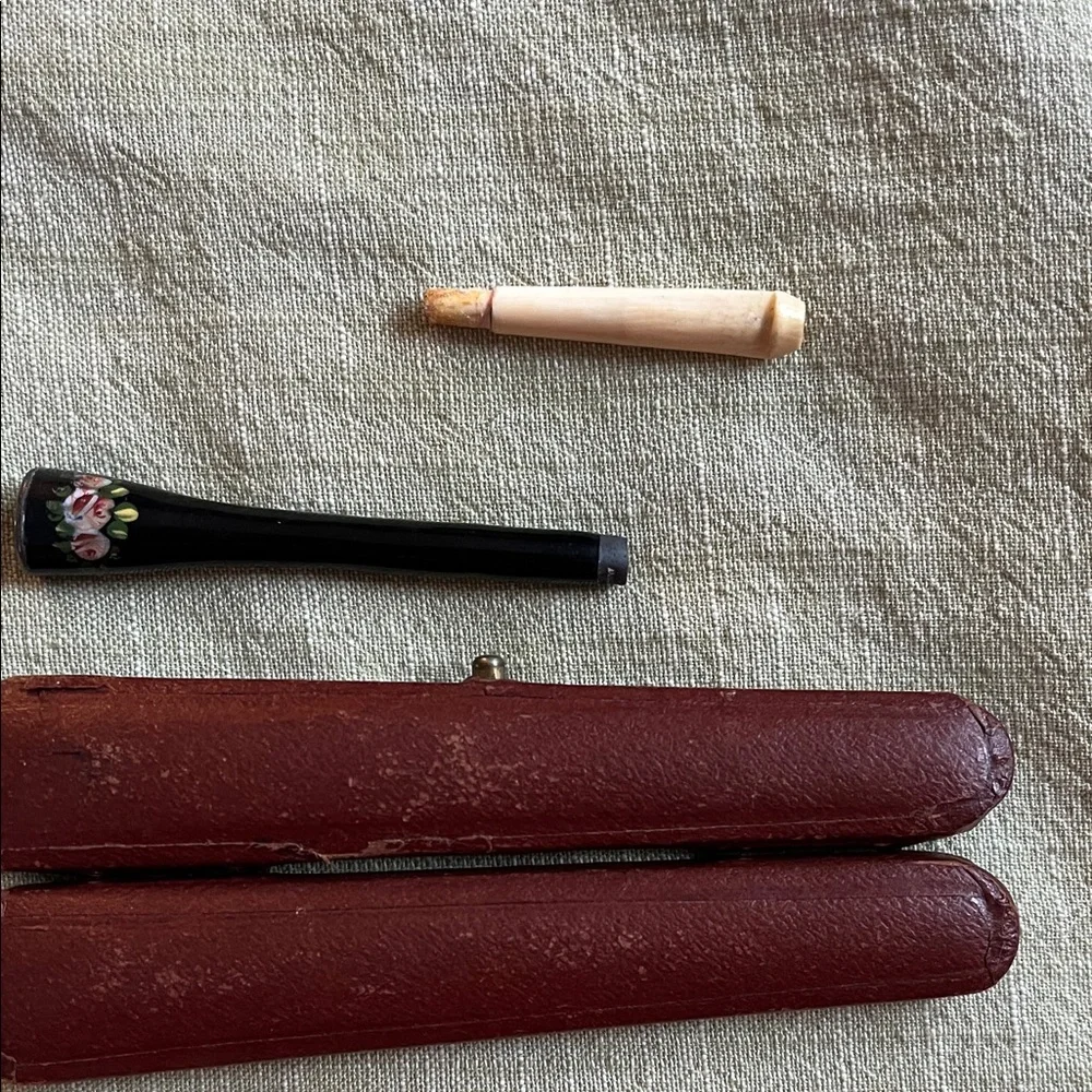 Vintage Cigarette Holder with Leather Case 1920-1930 Hand Painted Red Rose - Picture 6 of 13
